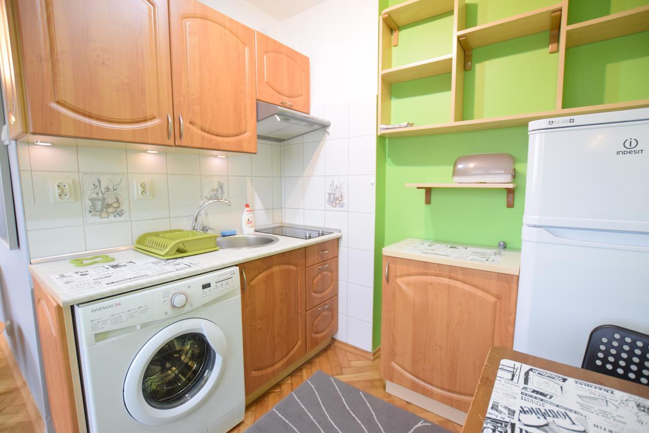 Elegant Apartment Chmielna Promenade Warszawa Eksteriør billede