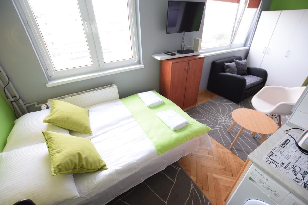 Elegant Apartment Chmielna Promenade Warszawa Eksteriør billede